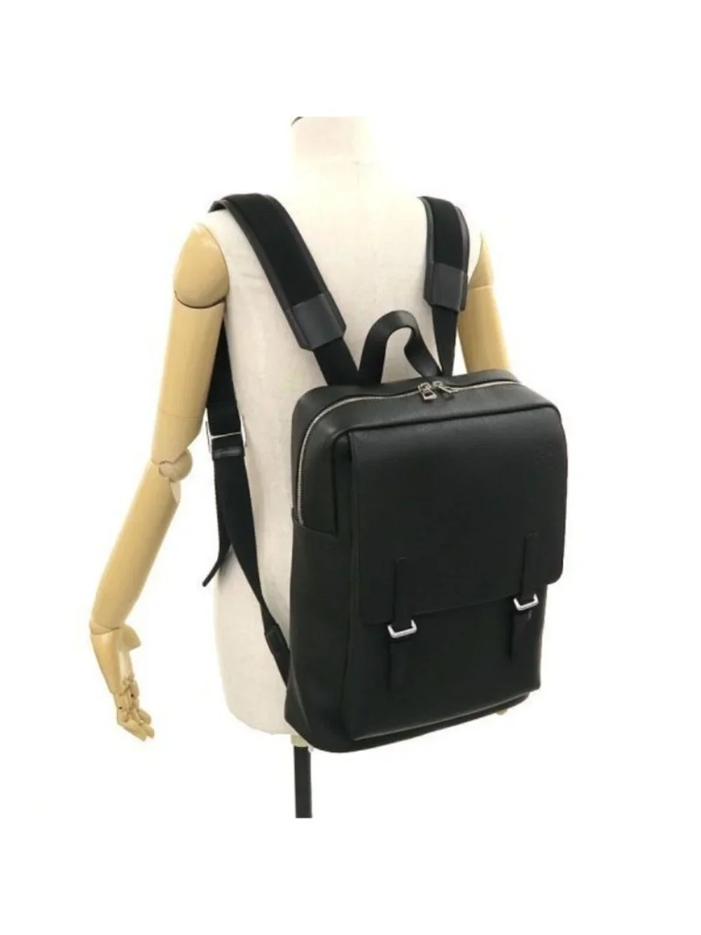 Loewe brand size